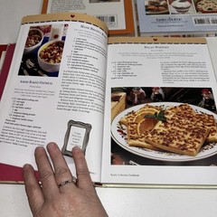 Taste of Home Cookbooks For Busy Moms Lot Of 5 – Tons of Recipes – Hardcover