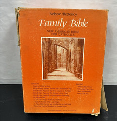 Vtg Regency Family Bible 1978 Padded White Cover Box Registry Section Gold Edged