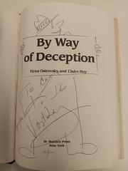 By Way of Deception Victor Ostrovsky Mossad SIGNED AND SCETCHED ART BY AUTHOR