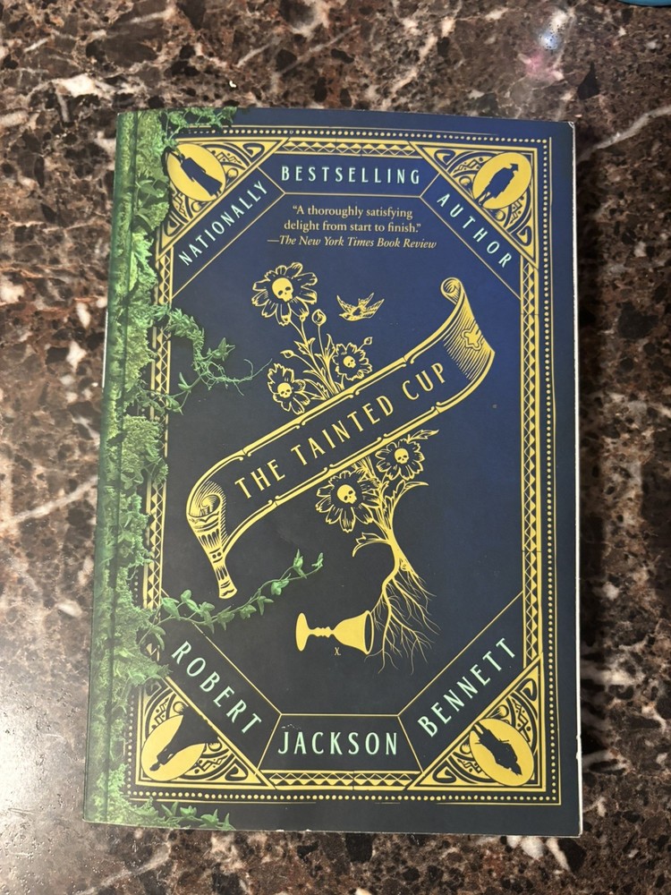 The Tainted Cup – Robert Jackson Bennett (2024 Trade Paperback Hugo Winner Good)
