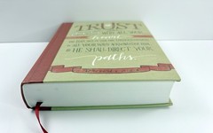 NKJV Beautiful Word Bible Hardcover Red Letter Edition 2015
