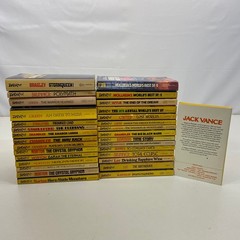 SciFi Novels 31 Book Lot DAW VTG MMPB Jack Vance Andre Norton Brian M Stableford