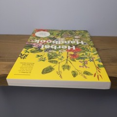 Herbal Handbook by New York Botanical Garden (Illustrated)
