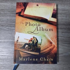 The Photo Album Marlene Chase 2020 Annie’s Attic Mysteries Fiction Annie’s