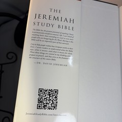 Jeremiah Study Bible-NKJV (Hardback or Cased Book) Dust Jacket Jeremiah