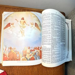 Holy Bible King James Version Our Family Bible 1971 White & Gold 11.5” Vintage