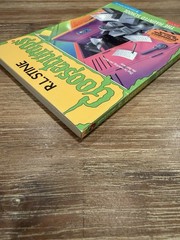 Goosebumps The Haunted School R.L. Stine 1997 First Scholastic Printing Horror