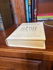 12 Rules for Life. Jordan B. Peterson 1st HC Ptg. Random House Canada 2018.