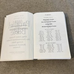 The New Layman’s Parallel Bible Zondervan Hardcover Vintage KJV NIV TLB RSV