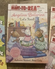 Lot of 8 GIRLS READERS LEVEL 1 Books Step into I Can Read Reading Scholastic