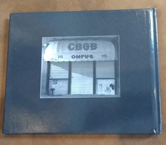 CBGB & OMFUG BOOK HILLY KRISTAL DAVID BYRNE 2005 UNDERGROUND ROCK MUSIC ABRAMS