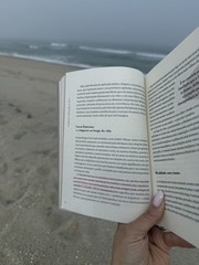 Feminina Tudo pode ser leve | Karine Rizzardi Português