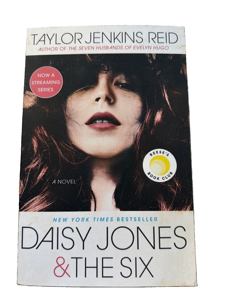 Daisy Jones & The Six: Reese’s Book Club – Taylor Jenkins Reid