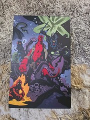Hellboy Omnibus Boxed Set by Mike Mignola (150672597X) Paperback Books