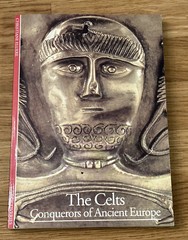 Discoveries: Celts by Christiane Eluere (1993, Trade Paperback) Mint