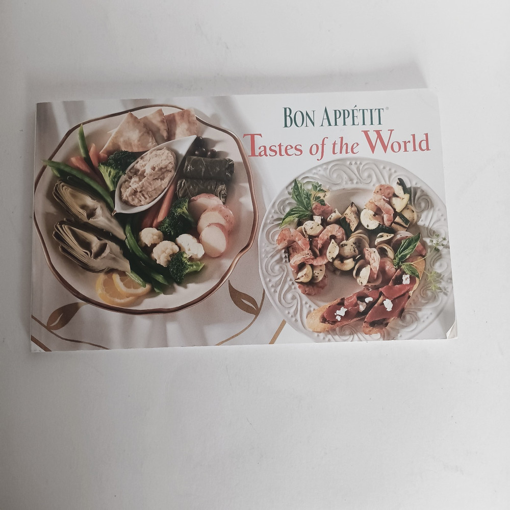 1996 BON APPETITE MINI COOKBOOK „TASTES OF THE WORLD” 102 PAGES