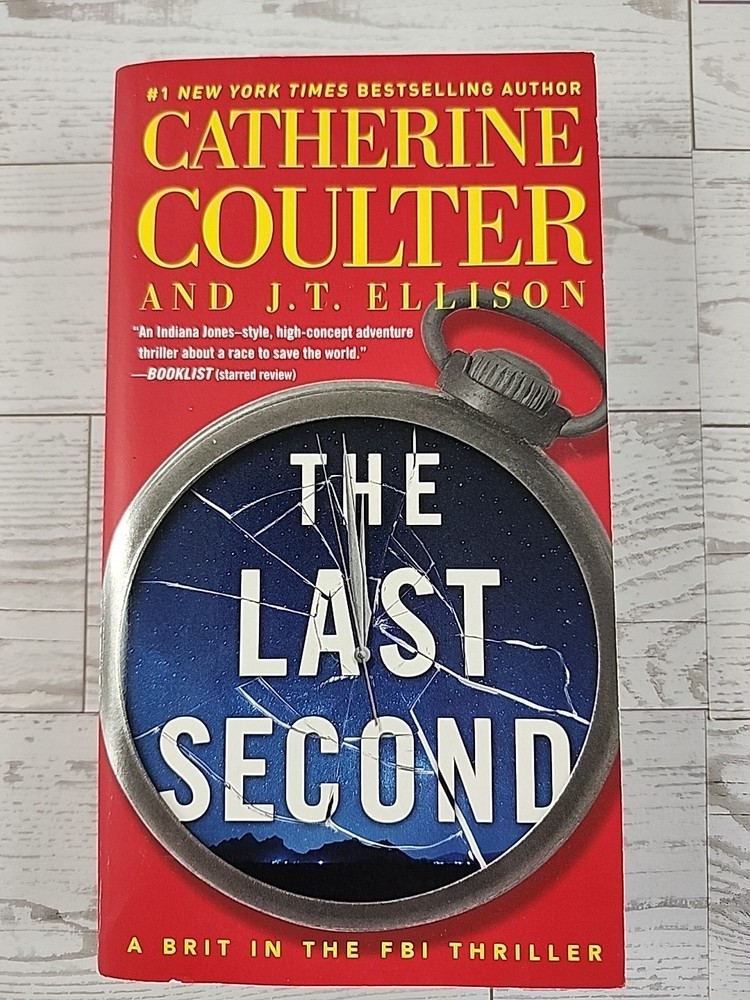 The Last Second (6) (A Brit in the FBI) – Mass Market Paperback – VERY GOOD