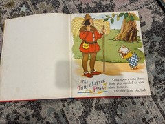 Vintage THREE FAMOUS STORIES Three Little Kittens Three Bears Three Pigs 1941