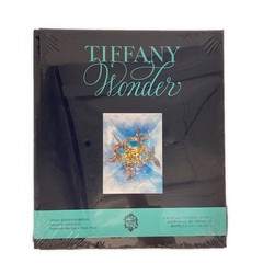 Tiffany Wonder Exhibition Official Book 13.8 in Tiffany Wonder Tokyo April 2024