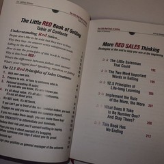 Little Red Book Of Selling -Jeffrey V Gitomer’s Hardcover 2009 Collectible