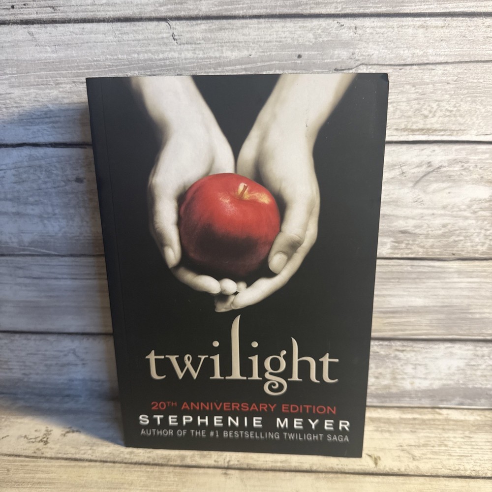 New! Twilight, The Twilight Saga, 20th Anniversary Ed. Paperback Sprayed Edges