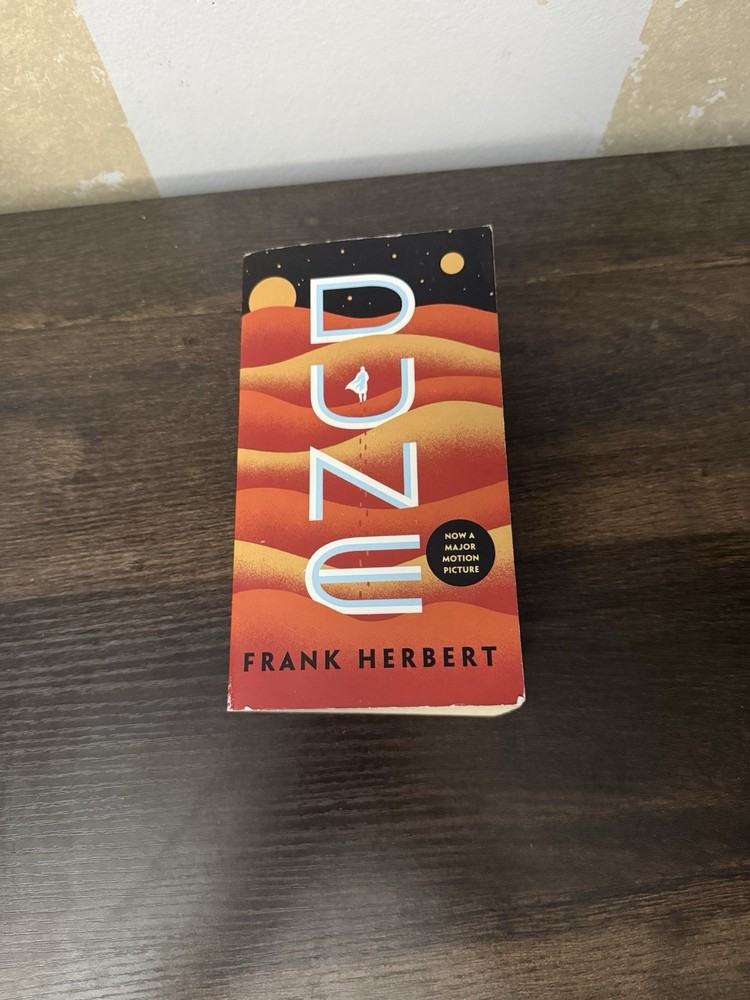 Dune by Frank Herbert (1990, Mass Market)