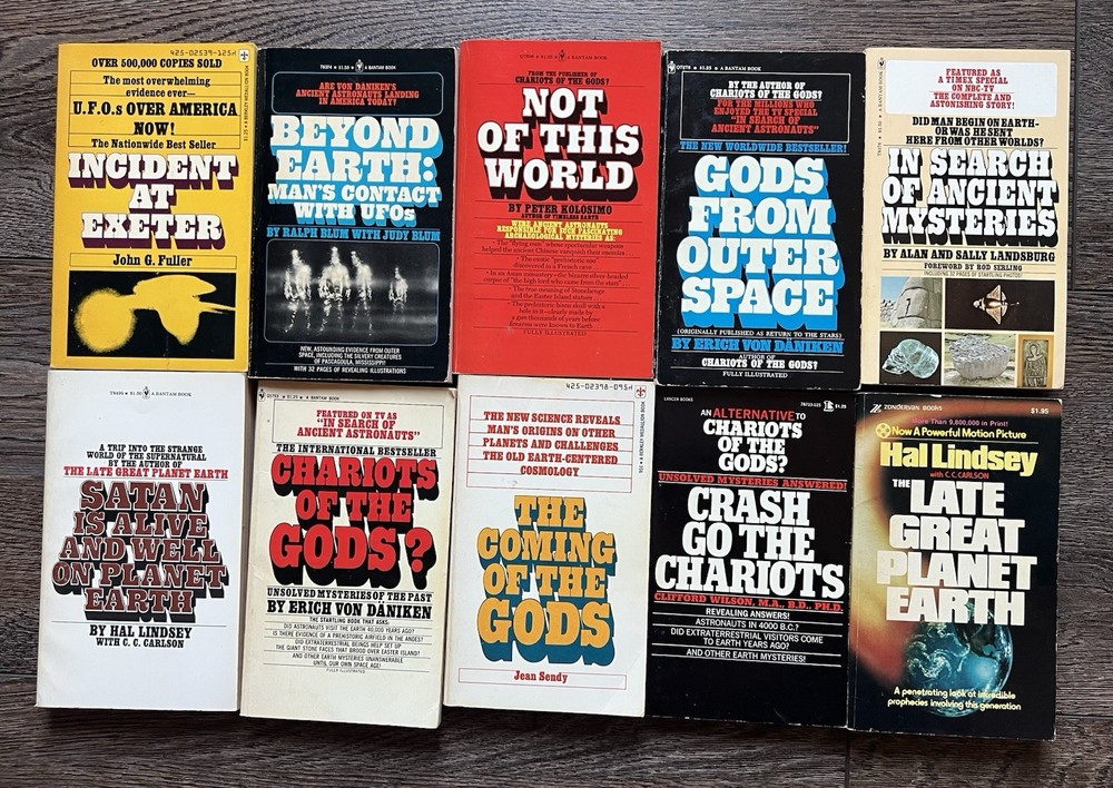 10 Vintage 1970s UFO Aliens Paperback Books Lot – Von Däniken, Hal Lindsey, More