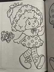 🍓THE WORLD of STRAWBERRY SHORTCAKE BERRY CUTE Coloring & Activity Book🍓