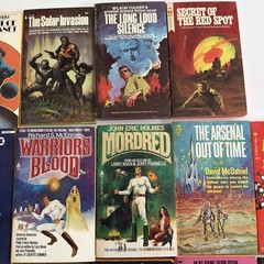 [LOT of 27] Vintage Paperbacks Great Authors & Titles Various Mixed Genres Clean