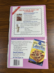 Pillsbury 35th Bake Off Classic cookbook Recipes#134 PB 110 pages Apr 1992 VTG