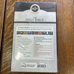 Purple KJV Gift Edition Bible Purple (Leather / Fine Binding) New