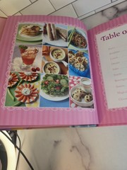 The Disney Princess Cookbook 2013 First Edition Hardcover 144 Pages SHIPS FREE