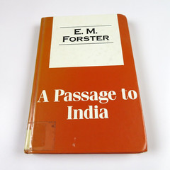 A PASSAGE TO INDIA by E.M. Forster, 1999 Hardcover- LARGE PRINT