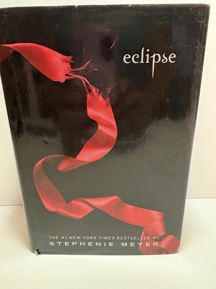 The Twilight Saga Ser.: Eclipse by Stephenie Meyer (2007 1st edition, Hardcover)