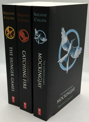 The Hunger Games Trilogy Scholastic Boxed Set Slipcase Suzanne Collins