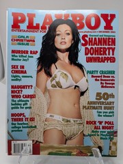 Playboy Magazine December 2003 🔥 CG Shannen Doherty 🔥 PMs Sarah/Deisy Teles 🔥