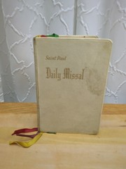 Saint Paul Daily Missal by Daughters of St Paul Leather-bound 1960 White