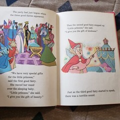 Walt Disney’s Sleeping Beauty Hardcover Copyright 1974 Walt Disney Productions