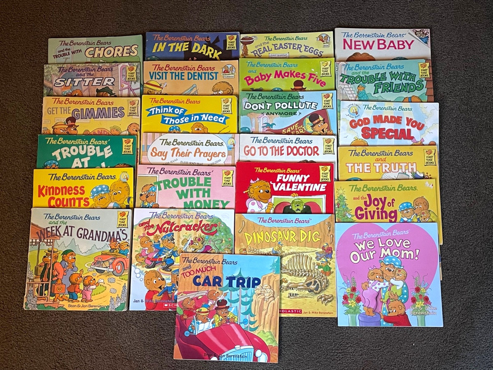 Lot of 25 Berenstain Bears Childrens Picture Books PB vtg & now Jan Stan Mike