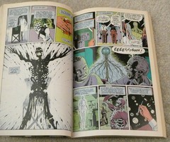 Watchmen DC Comics Graphic Novel Book Alan Moore Dave Gibbons 1987