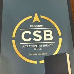Holman CSB Ultrathin Reference Bible, Navy LeatherTouch, Deluxe Edition