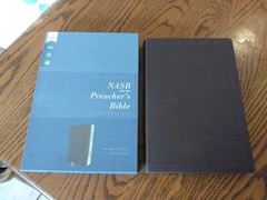 NASB 1995 Preachers Bible – $79.99 Retail – Brown LeatherSoft Lays Flat