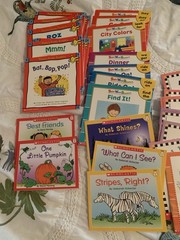 81 Kids Scholastic Readers Mostly Phonics & Some Sight