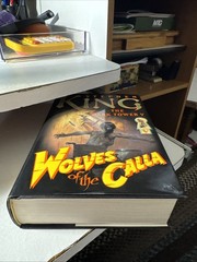 Wolves of the Calla by Stephen King (2003, Hardcover)