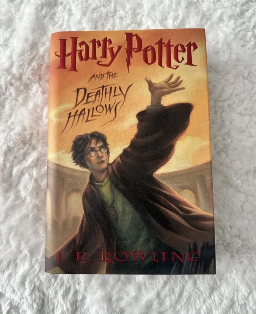 Harry Potter and the Deathly Hallows HC 1st Ed 2007 Illus Mary GrandPré DJ