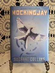 Suzanne Collins Mockingjay Hunger Games Book 3 Hardcover 2010 Scholastic DJ