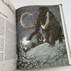 Album of Prehistoric Animals by Tom McGowen (1975) Vintage, Dinosaurs, Education