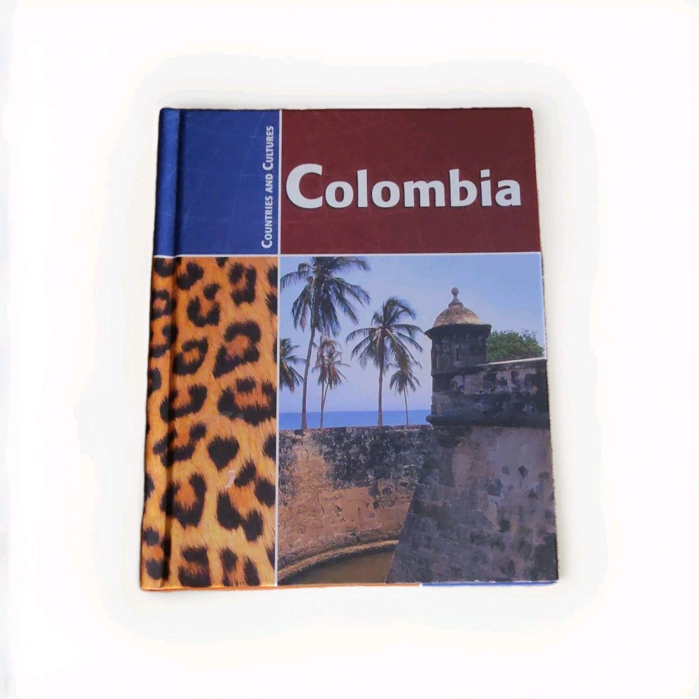 Colombia by Tracey Boraas (Countries and Cultures) Capstone 2002 HC Ex-Lib