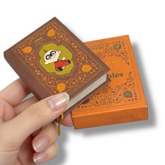 Los increíbles Mini Book with slipcase, hardcover 190 pages color illustrated