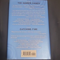 Mockingjay (Hunger Games Book Three) Hardcover by Suzanne Collins (2010)